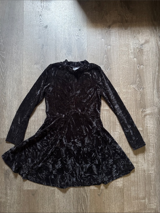 Angie Dresses & Skirts - Angie Black Velvet Long-Sleeve Twirl Dress